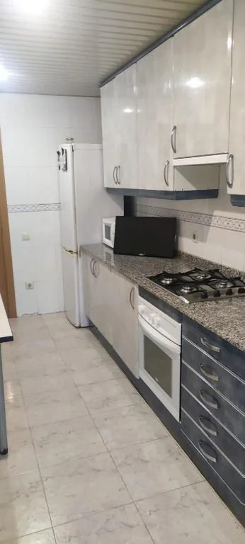 Habitación en piso compartido — photo 4
