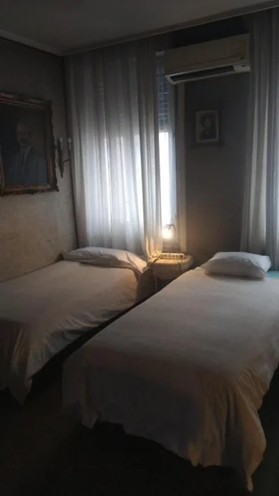habitación pequeñita con baño compartido — foto 10