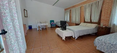 Habitación,Piscina y Jardín — foto 7