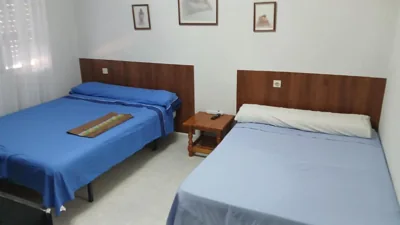 Habitacion Privada Familiar Toledo — 写真 11