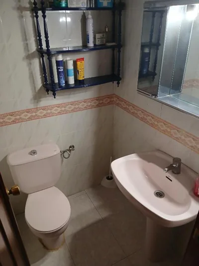Habitacion Privada Triple con camas Individuales Toledo — photo 10