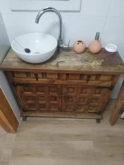 Habitación rústica independiente con todas las comodidades, sofacama y ventilador — 写真 11