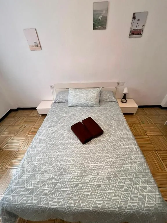 Double Room — Habitaciones cerca del Castillo Santa Barbara