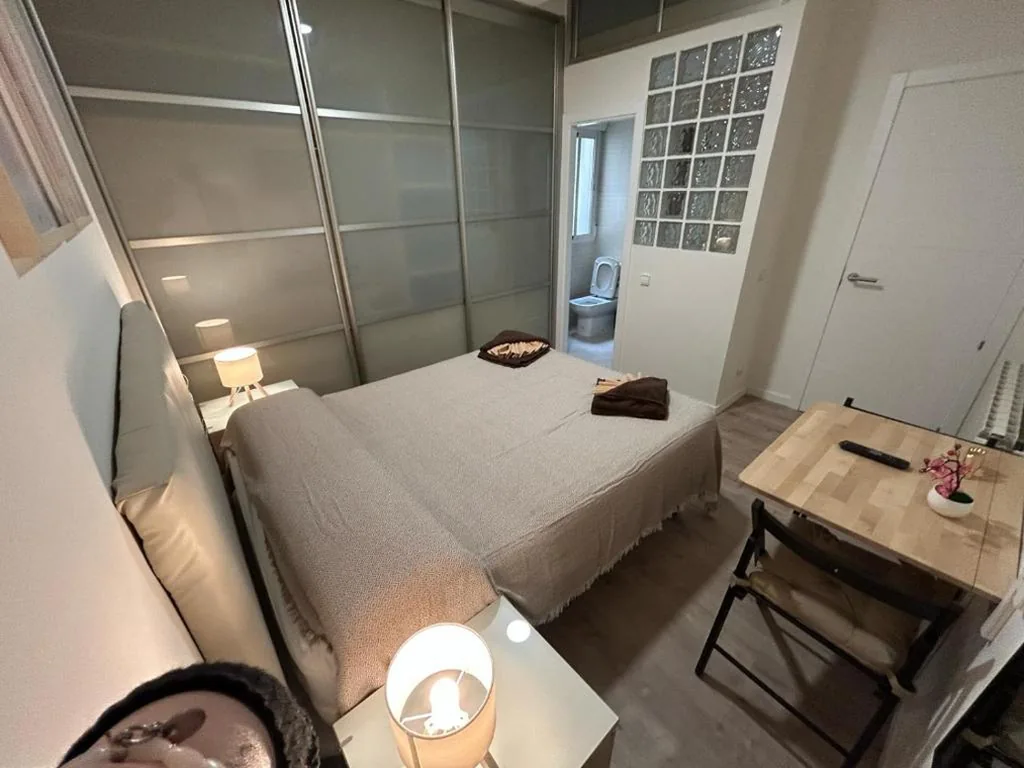 Habitaciones en Embajadores