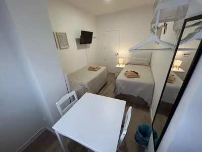 Habitaciones en Embajadores — foto 4