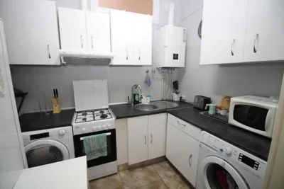 Habitaciones en Luisa — Foto 7