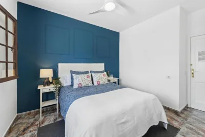 Habitaciones privadas cerca de la playa y aeropuerto en casa compartida con otros huéspedes con baño compartido — foto 9