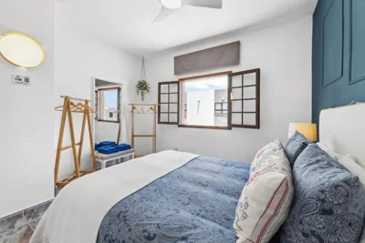 Habitaciones privadas cerca de la playa y aeropuerto en casa compartida con otros huéspedes con baño compartido — foto 10