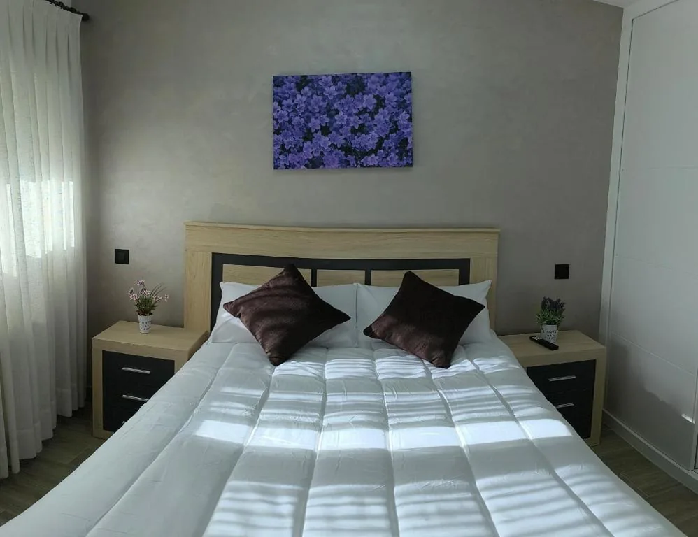 Doppelzimmer mit Gemeinschaftsbad — Habitaciones Torija