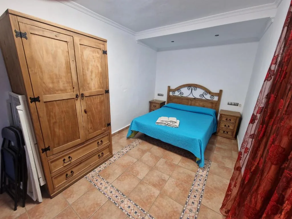 Habitación Doble — Habitaciones y Estudios Miramar