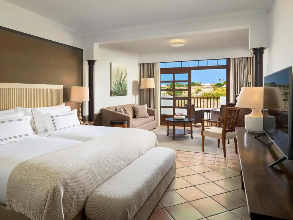 Singular Junior Suite — Hacienda del Conde member of Meliá Collection Golf and Spa - Adults only - Small Luxury Hotels of the World
