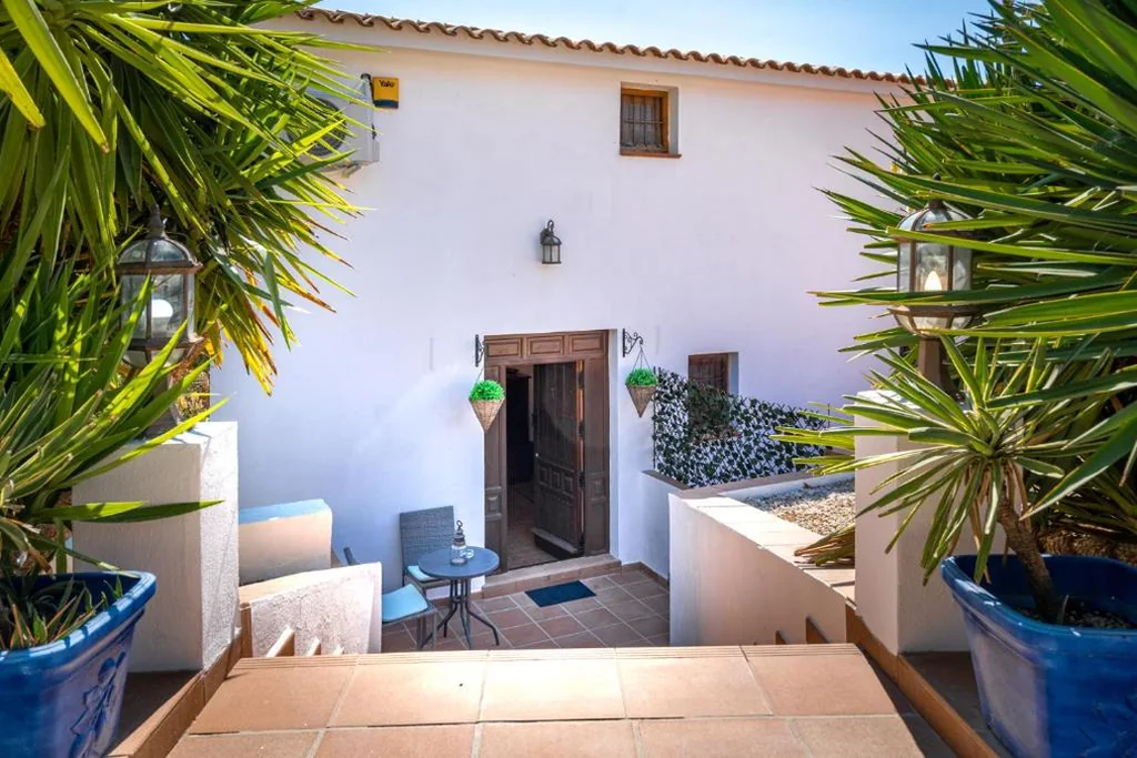 Camera con vista sulla piscina - 1 letto matrimoniale grande — Hacienda la buena vida B&B en appartementen