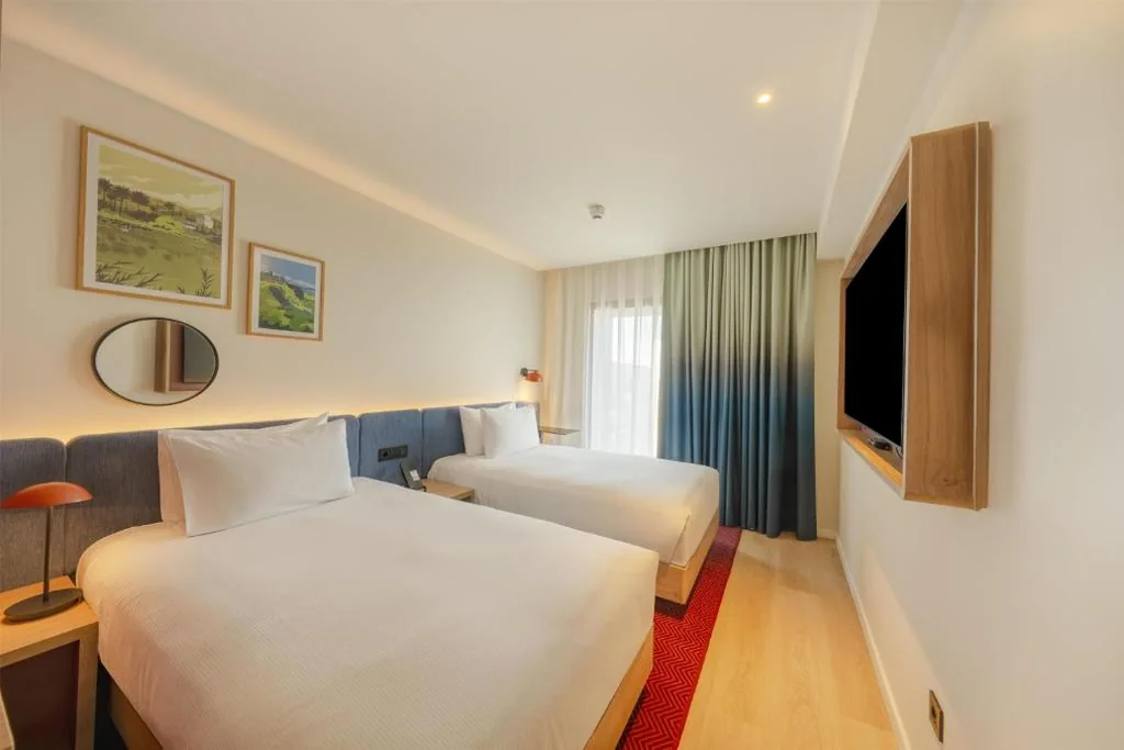 Camera Familiare — Hampton By Hilton Alicante Airport