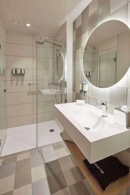 Chambres familiales communicantes — Hampton By Hilton Barcelona Fira Gran Via