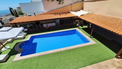 Happiness Chalet with Heated Swimming Pool — Foto 8