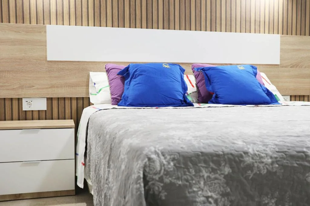 Camera doppia con bagno privato — HAPPY ROOM