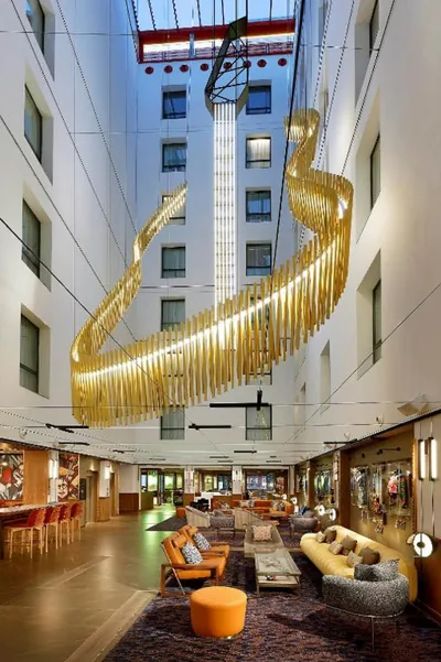 Hard Rock Hotel Madrid — 写真 2