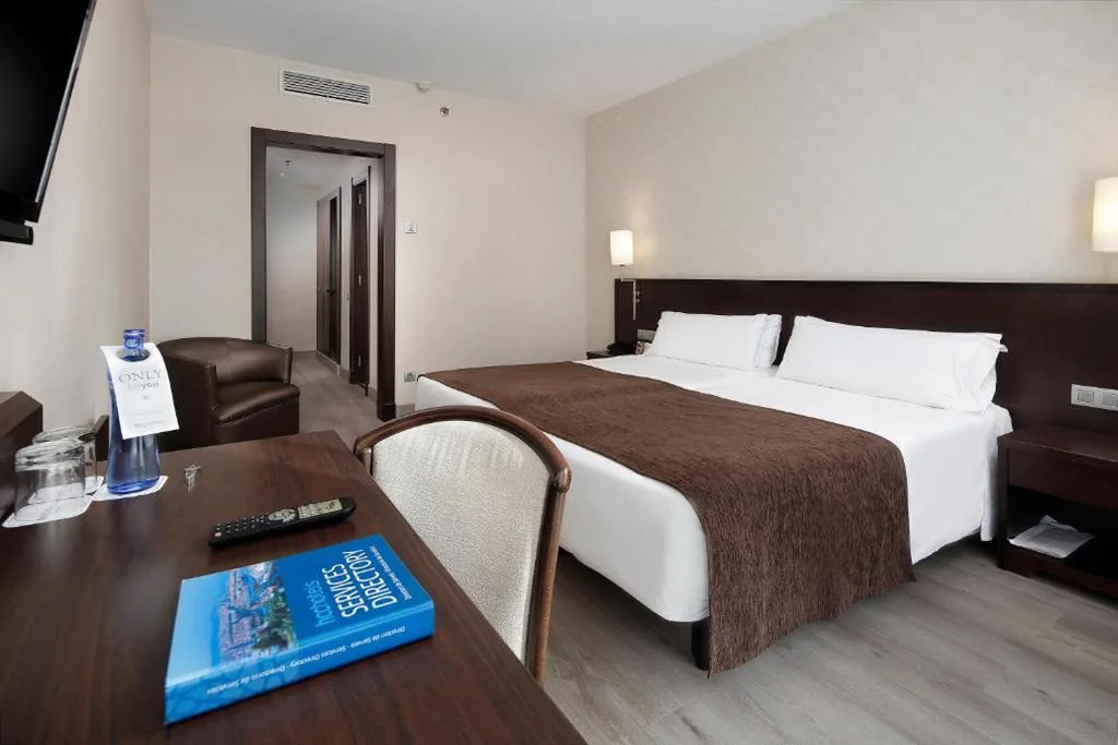 Quarto Duplo - 2 camas — HCC Regente