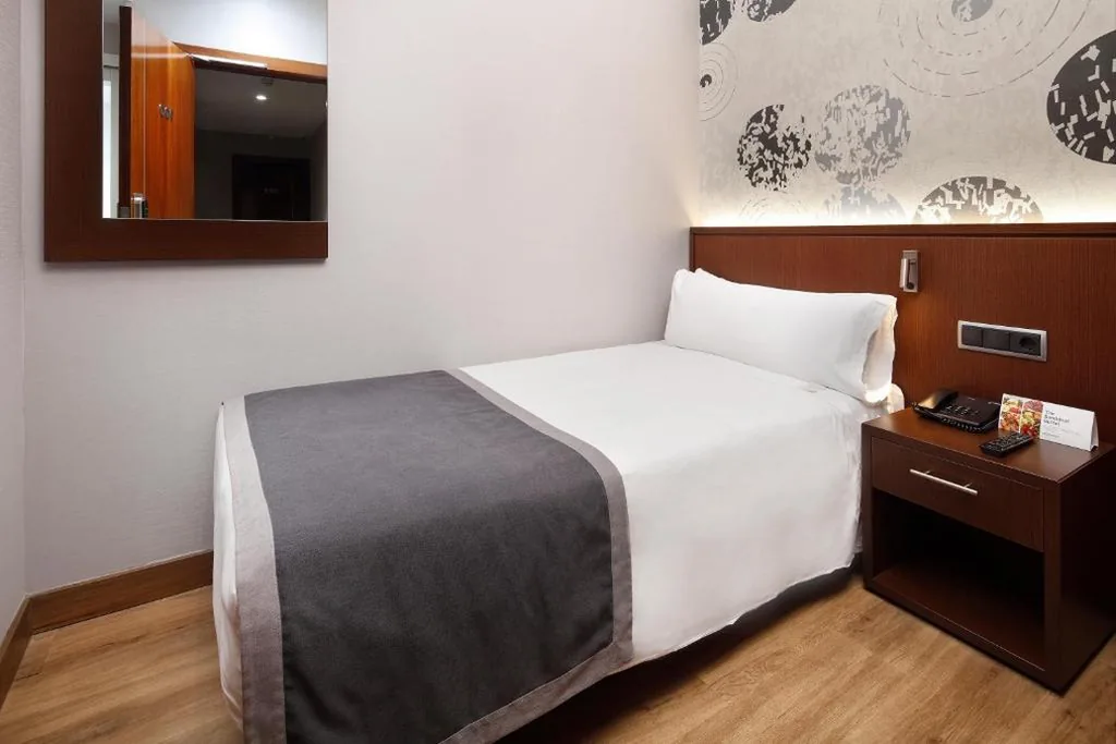 Habitación Individual — HCC Taber