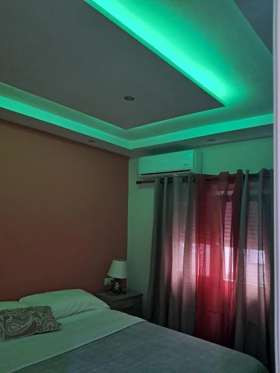 Quarto Duplo Deluxe com banheira de hidromassagem - 1 ou 2 camas — HcHOME