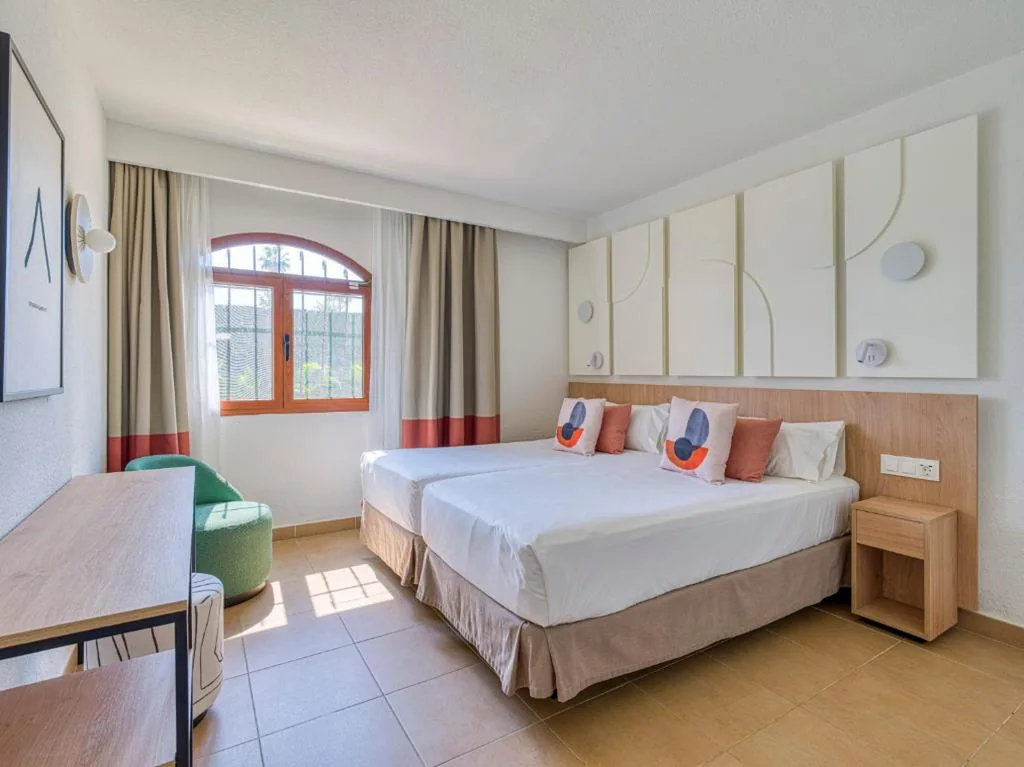 Suite Teen — HD Parque Cristobal Gran Canaria