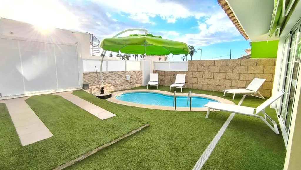 Villa com 3 quartos — HEI HEI AND PUA VILLA - heated pool, priv parking, fibre net, Palm-Mar