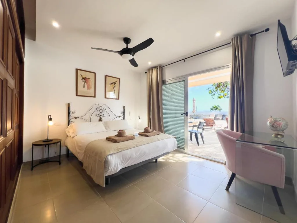 Habitación Doble — Hélène Holidays - Hotel Boutique