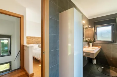 helloasturias, Casa en Llanes con piscina, jardín, cerca de la playa. — foto 3
