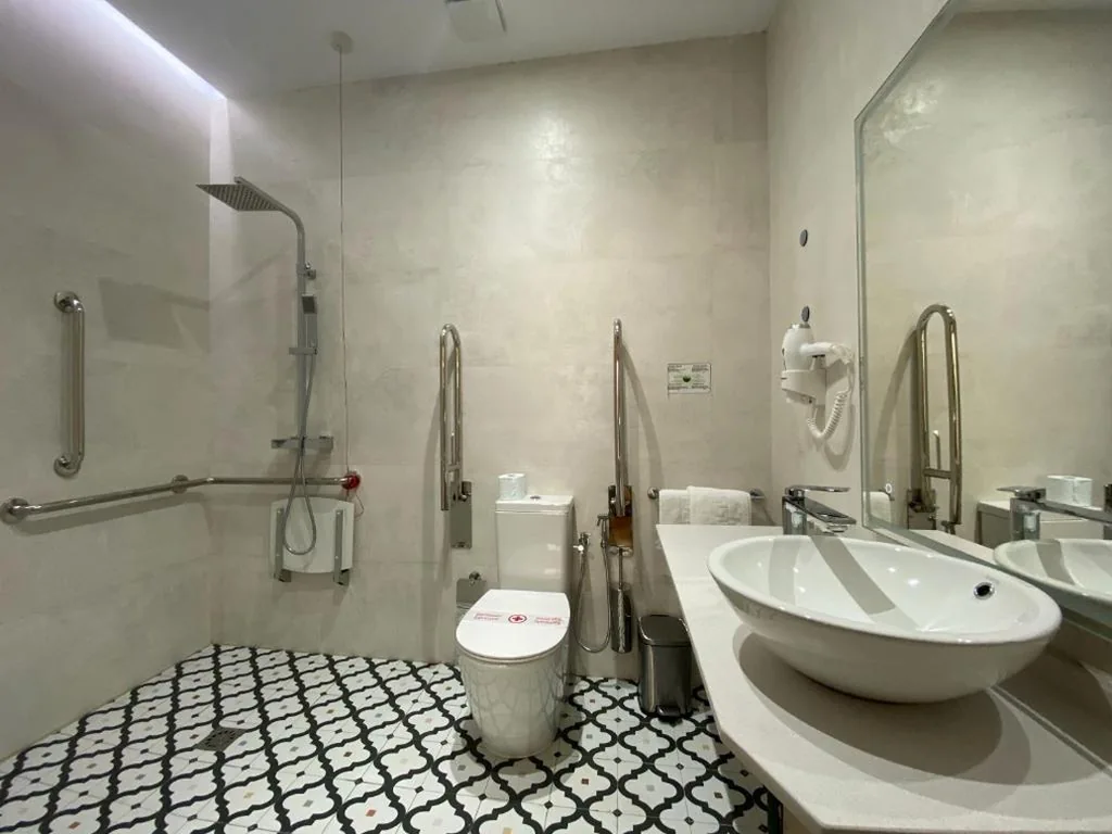 Habitación Doble Interior con terraza privada — Hemd Hotels Puerta Real Boutique