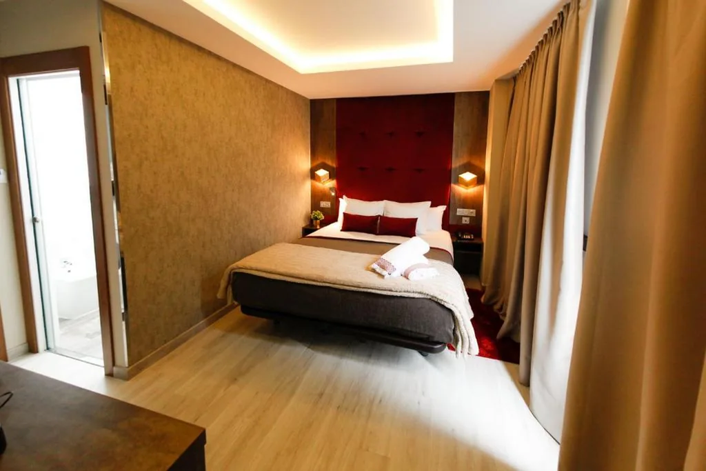 Suite — Hercules Boutique Hotel