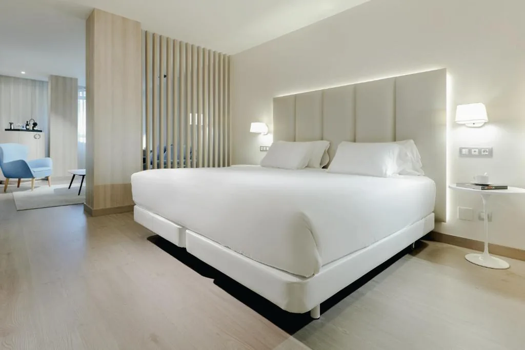 ジュニアスイート — Hesperia A Coruña Centro