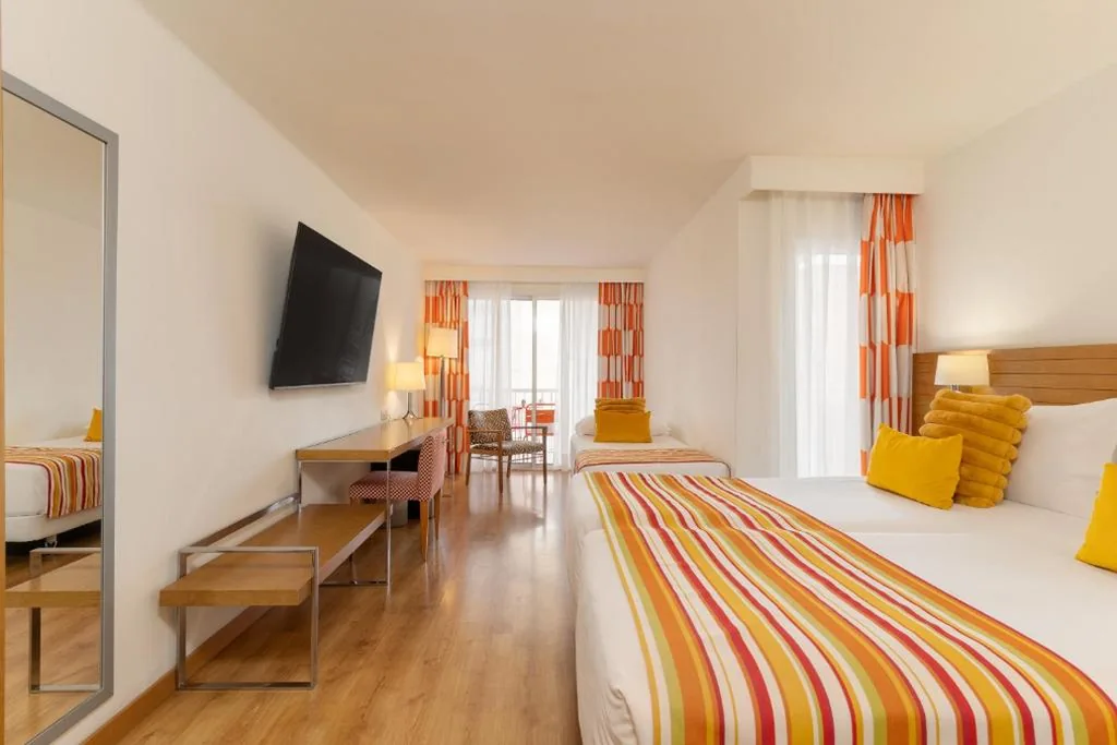 Camera tripla Comfort — Hesperia Mallorca