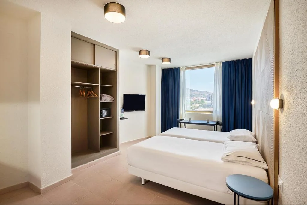 Komfort-Doppelzimmer – 1 oder 2 Betten — Hesperia Sant Joan