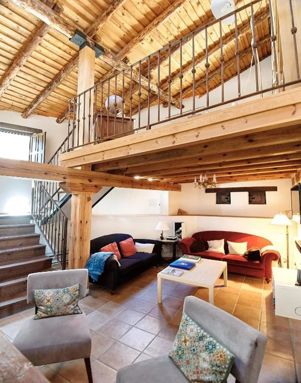 Casa de 5 dormitorios — HESTIA VuT