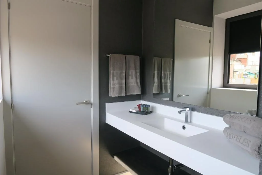 Habitación Doble Superior - 1 o 2 camas — HG City Suites Barcelona