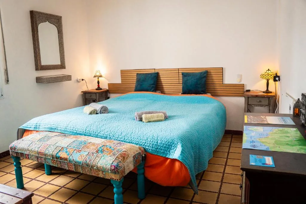 Doppelzimmer mit Gemeinschaftsbad - 1 oder 2 Betten — High Flyers Kite House