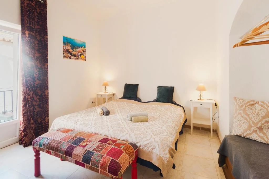 Doppelzimmer mit Gemeinschaftsbad — High Flyers Kite House