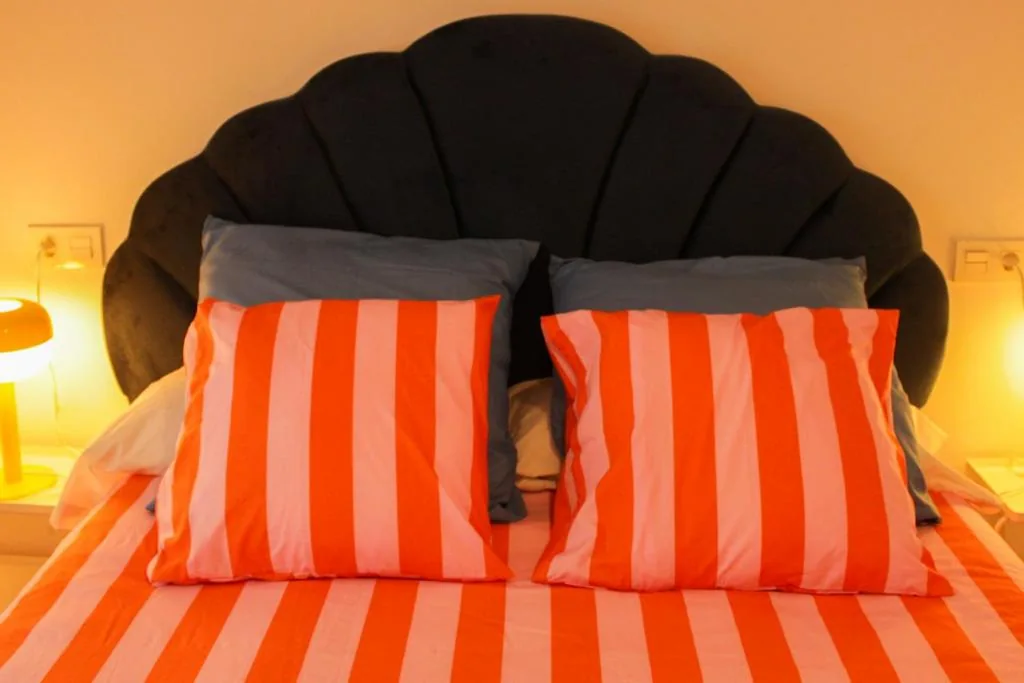 共用浴室三人间 — HiHome Hostel Catedral