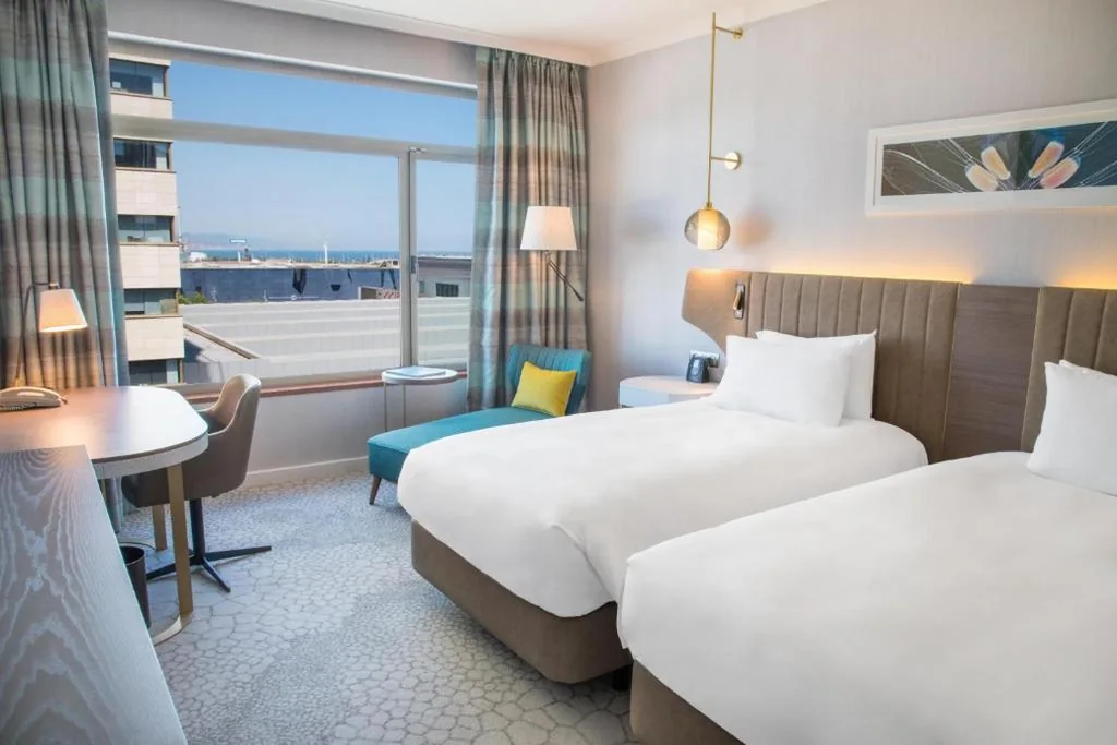 Habitación Doble - 2 camas — Hilton Diagonal Mar Barcelona