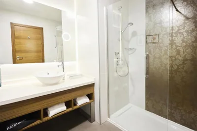 Hilton Garden Inn Sevilla — Foto 2