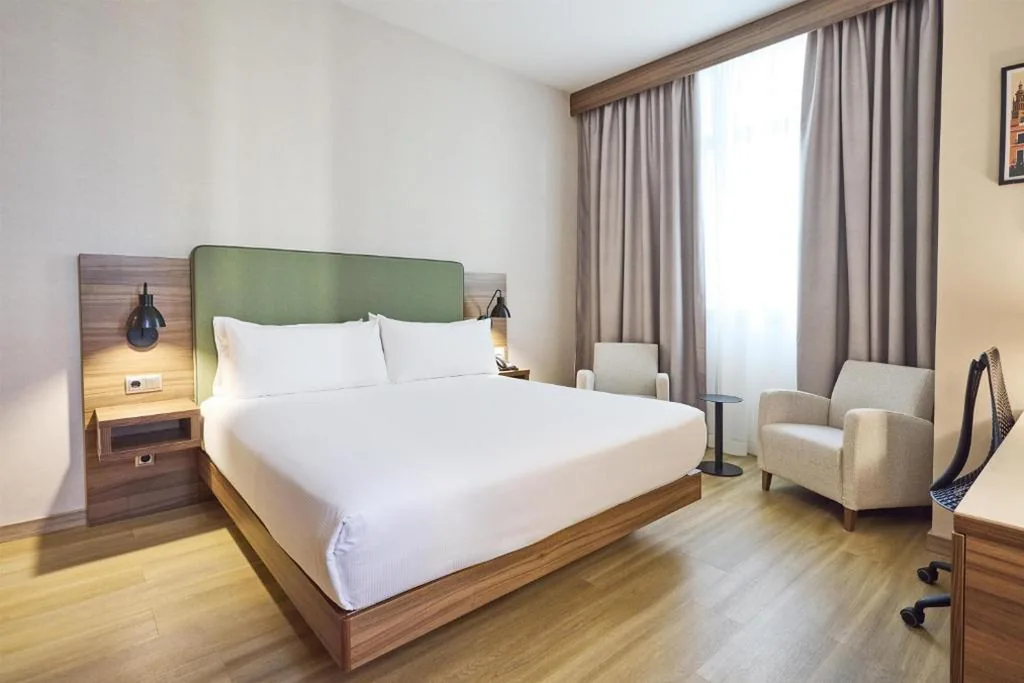Suite mit 1 Schlafzimmer und 1 extragroßen Doppelbett — Hilton Garden Inn Sevilla