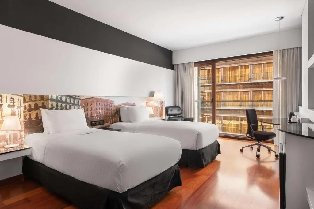 双床间 — Hilton Madrid Airport