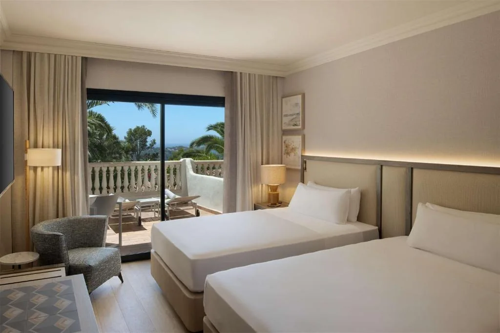 Doppelzimmer - 2 Doppelbetten — Hilton Mallorca Galatzo