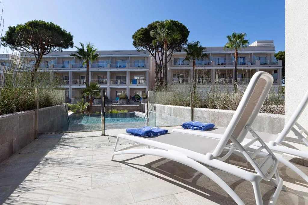 Junior Suite con piscina privata — Hipotels Barrosa Palace & Spa