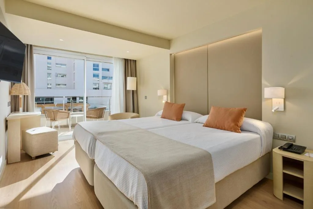 Habitación Doble con vistas a la piscina — Hipotels Don Juan