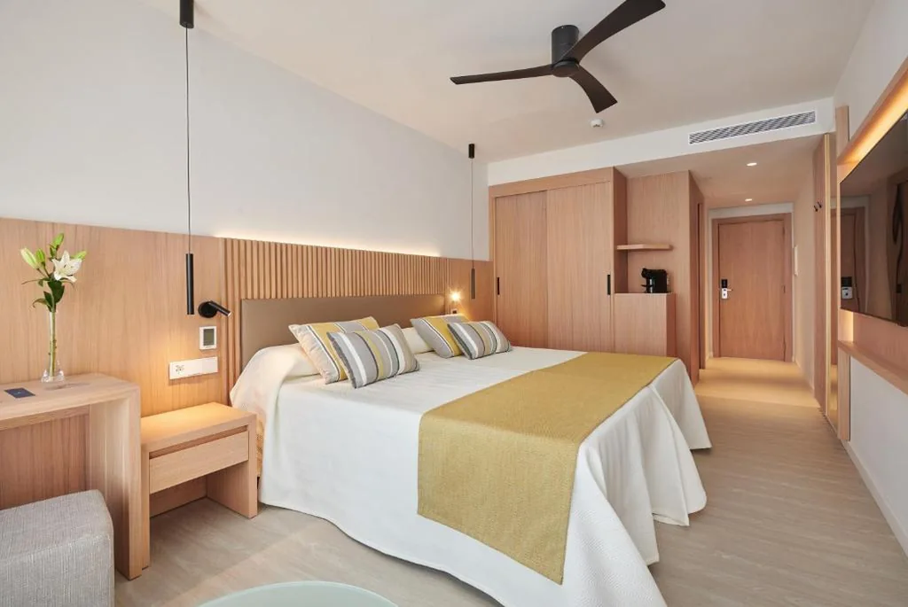 Select Double - Sea View — Hipotels Mediterraneo Hotel - Adults Only