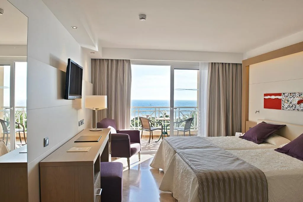 Hipotels Playa La Barrosa - Adults Only