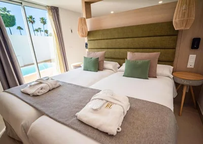 HL Miraflor Suites Hotel — foto 2