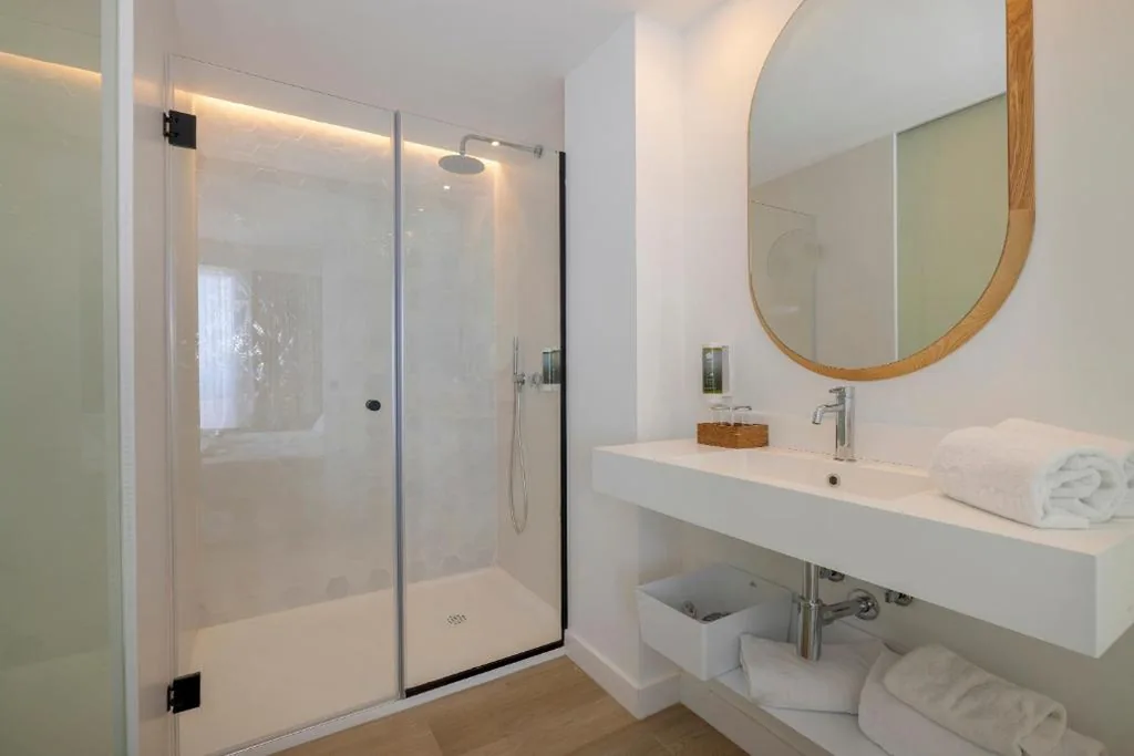 Premium Twin Room with Sea View and Balcony — HM Gran Fiesta