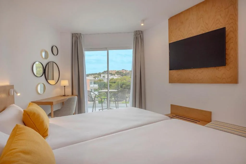 Quarto Twin com varanda — HM Isabela-Adults Only